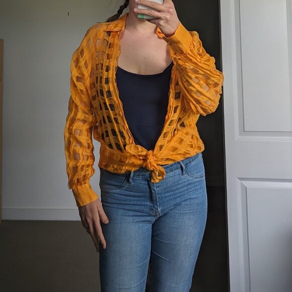 Vintage orange linen blouse / shirt, perfect for fall, made in Canada - Picture 4 of 10